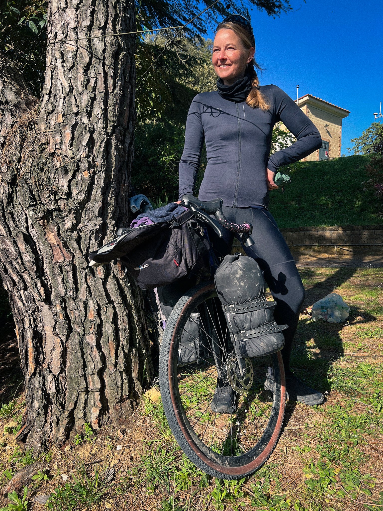 Women‘s - VELOZIP Merino Tech - Gravel and Bikepacking Merino Jersey