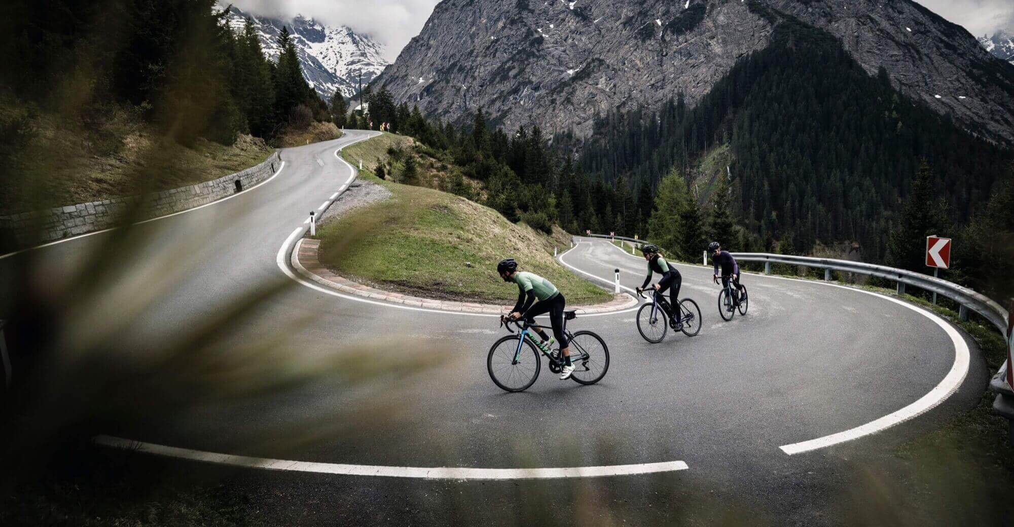 Men‘s - SNELL Pro Radhosen 2nd Edt. Frühjahr / Sommer Frühjahr Essentials Gravel190 Herbst / Winter Herren309 Indoor Cycling L M Meeresmüll189 Men Moonless Night Mountainbike206 New Arrivals186 Ocean Waste PRO - Tight - Race Cut Radhosen194 Road &amp; Gravel205 S spo-default spo-disabled spo-notify-me-disabled Urban &amp; E-Bike207 XL XXL