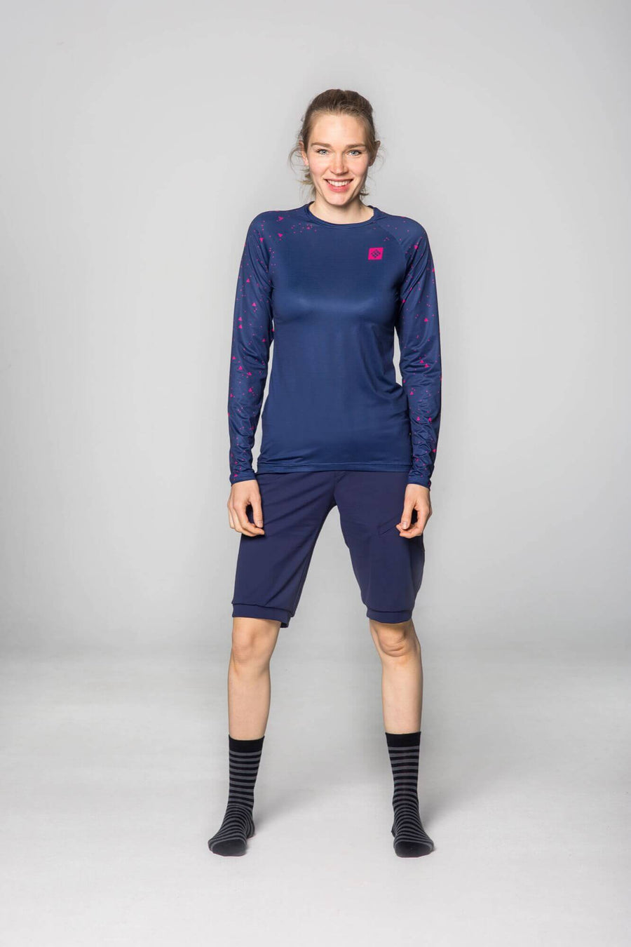 Women‘s - SWET LS Een Radtrikots % OUTLET ARCHIV 2nd Edt. EVO - Comfortable - Training Cut Frühjahr / Sommer Herbst / Winter L M Mountainbike Peacoat Radtrikots Recycled Polyester S spo-default spo-disabled spo-notify-me-disabled tops Winter-Guide315 Women XS